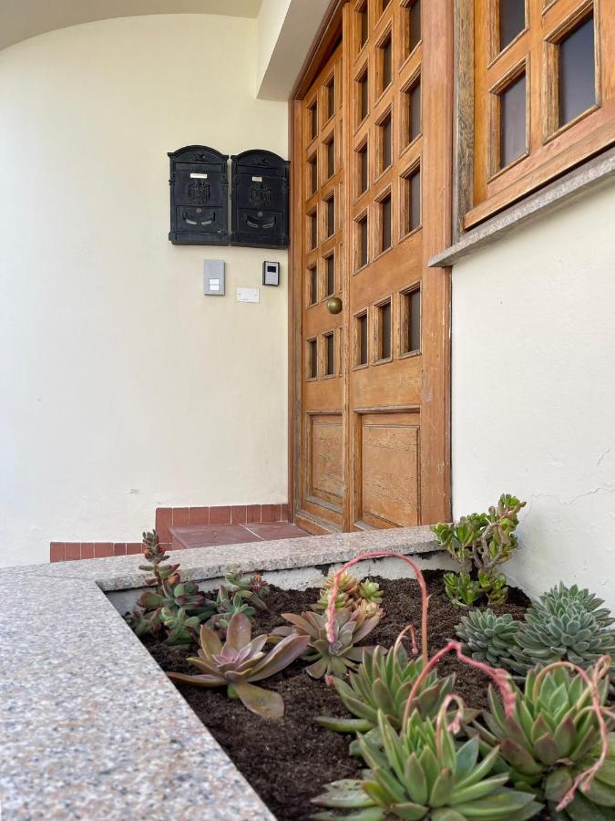 Apartament Casa Vacanze Sa Piazza Dorgali Zewnętrze zdjęcie